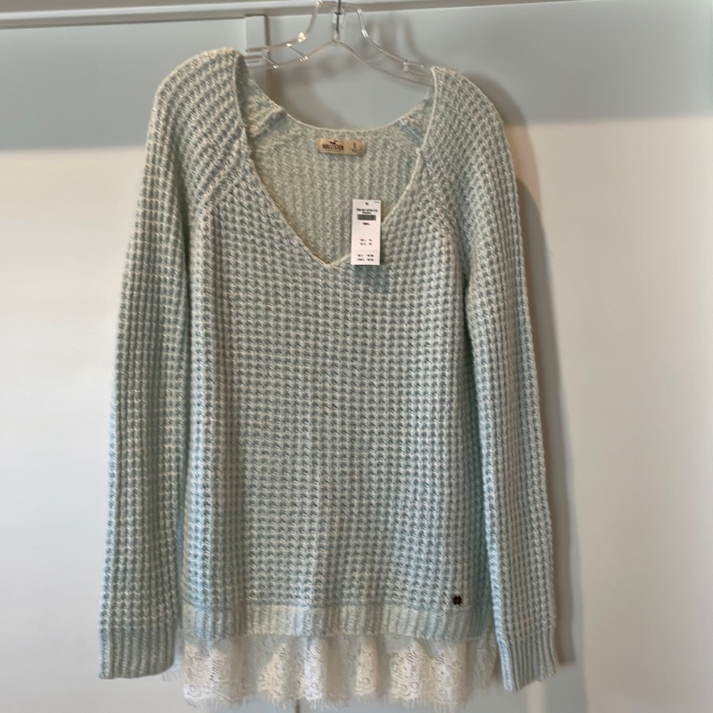 Hollister V-neck oversized sweater